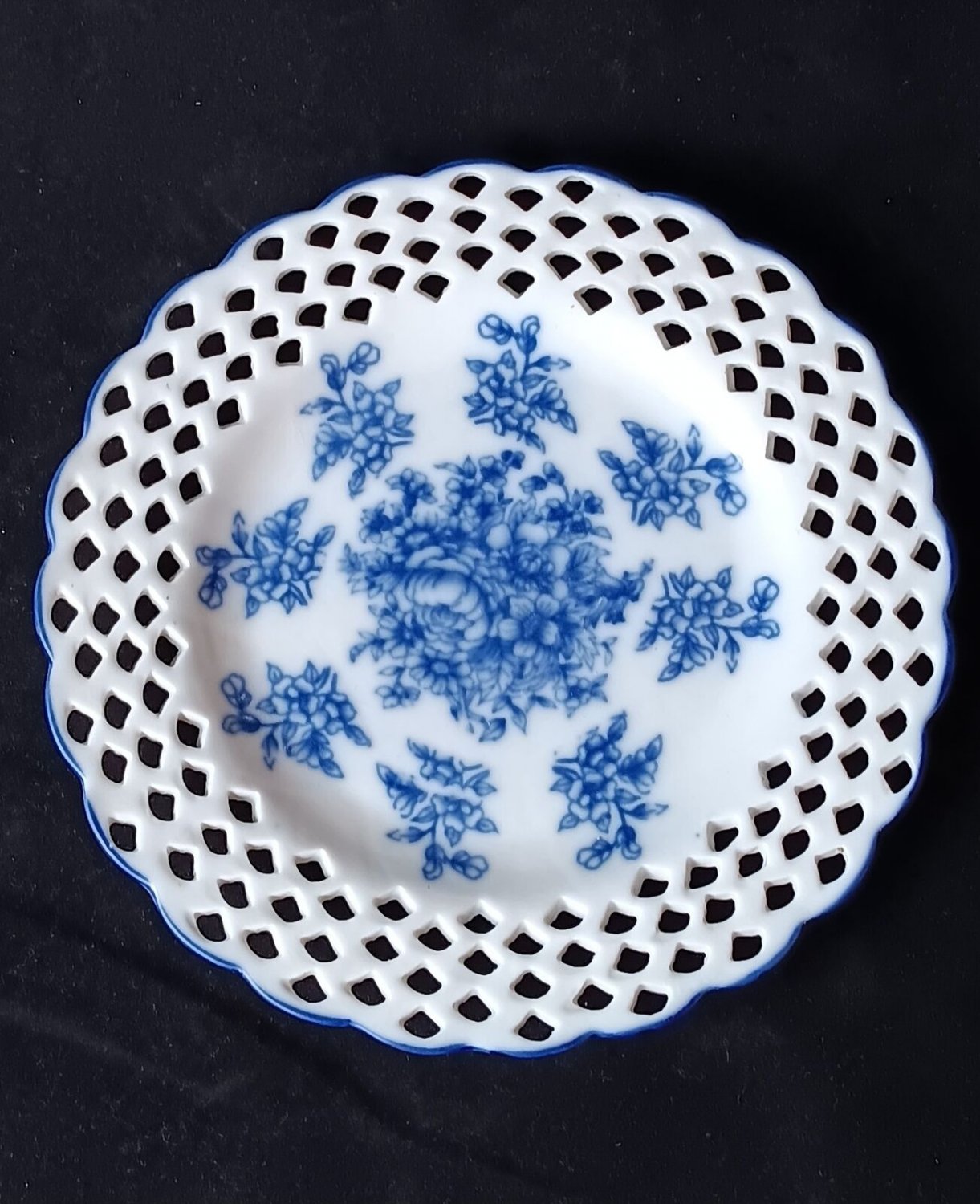 Alba Natural Glazed Decorative Plate main image 1