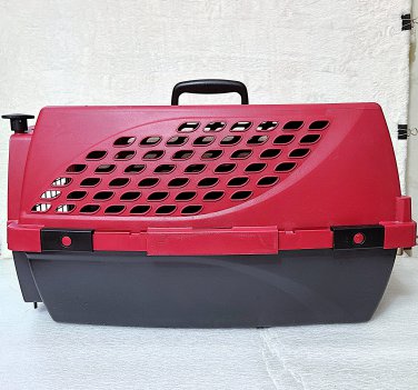 Nature's Miracle Double Door Pet Suite Carrier w Odor Control Filter NEW!