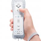 Wii Remote (white) w/FREE silicone cover!