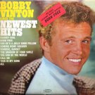 "Sings The Newest Hits [Vinyl]
