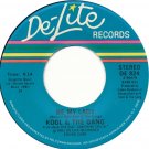 Be My Lady / Let's Go Dancin' (Ooh La La La) [Vinyl]