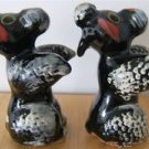 VINTAGE HUGGING BLACK POODLE SALT & PEPPER SHAKER SET