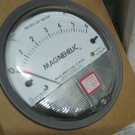 Dwyer Magnehelic Pressure Gauge