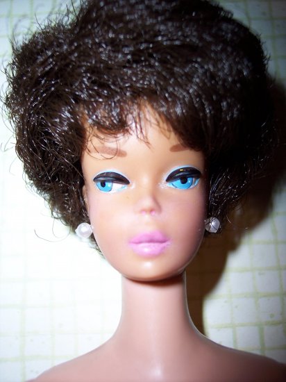 Vintage Brunette Bubblecut Barbie