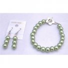 TB668  Light Green Pistachu Pearls Bracelet & Earrings Set w/ Flower Clasp Bracelet