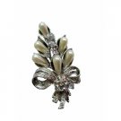 B034  Pearls Cubic Zircon Bouquet Brooch New And Sleek Bouquet Brooch