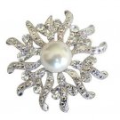 B019  Sparkling Beautiful Round Brooch w/ Cubic zircon & Pearls