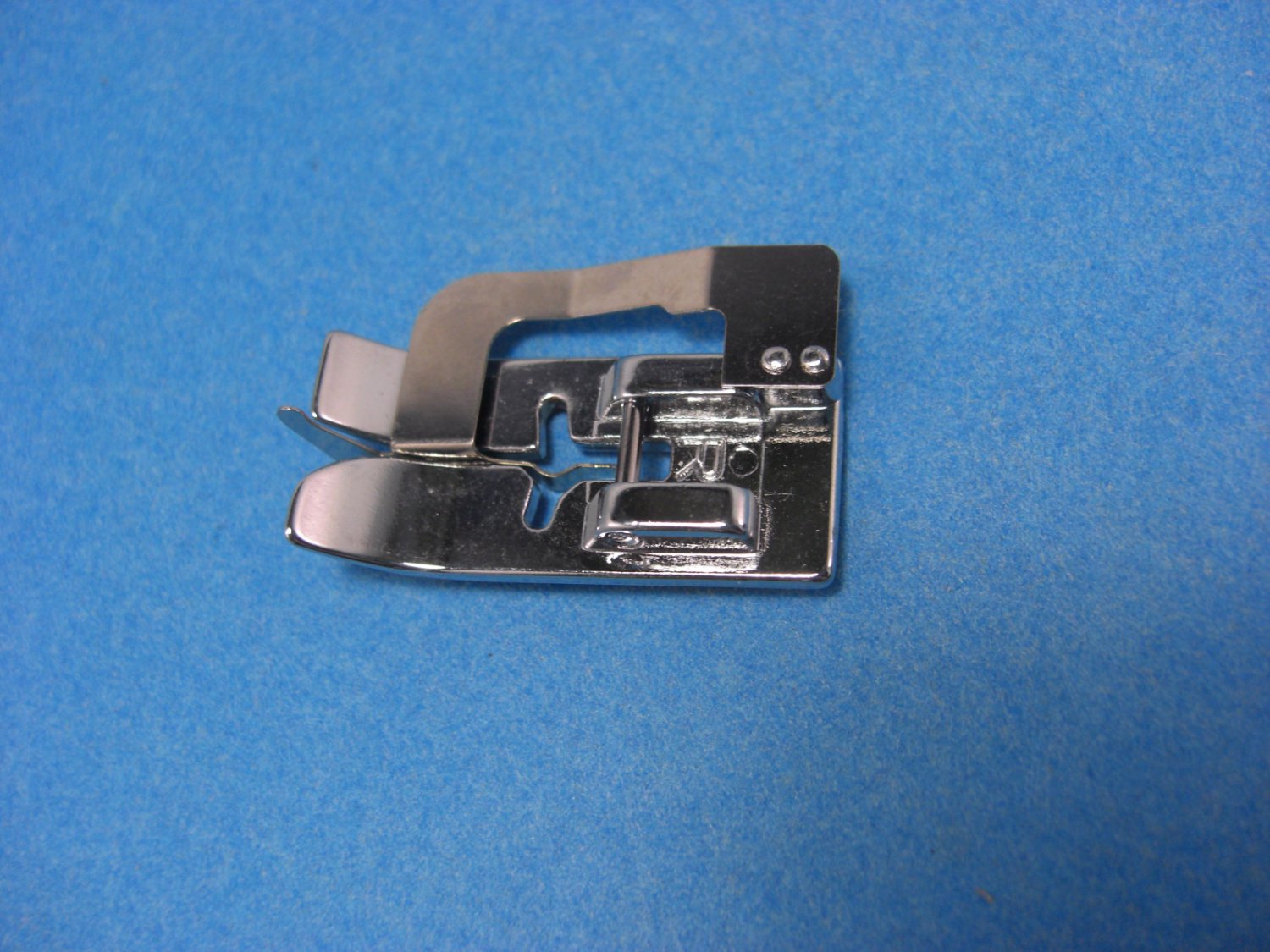 Sewing Machine Blindhem Presser Foot (R) to fit Brother Babylock Sewing