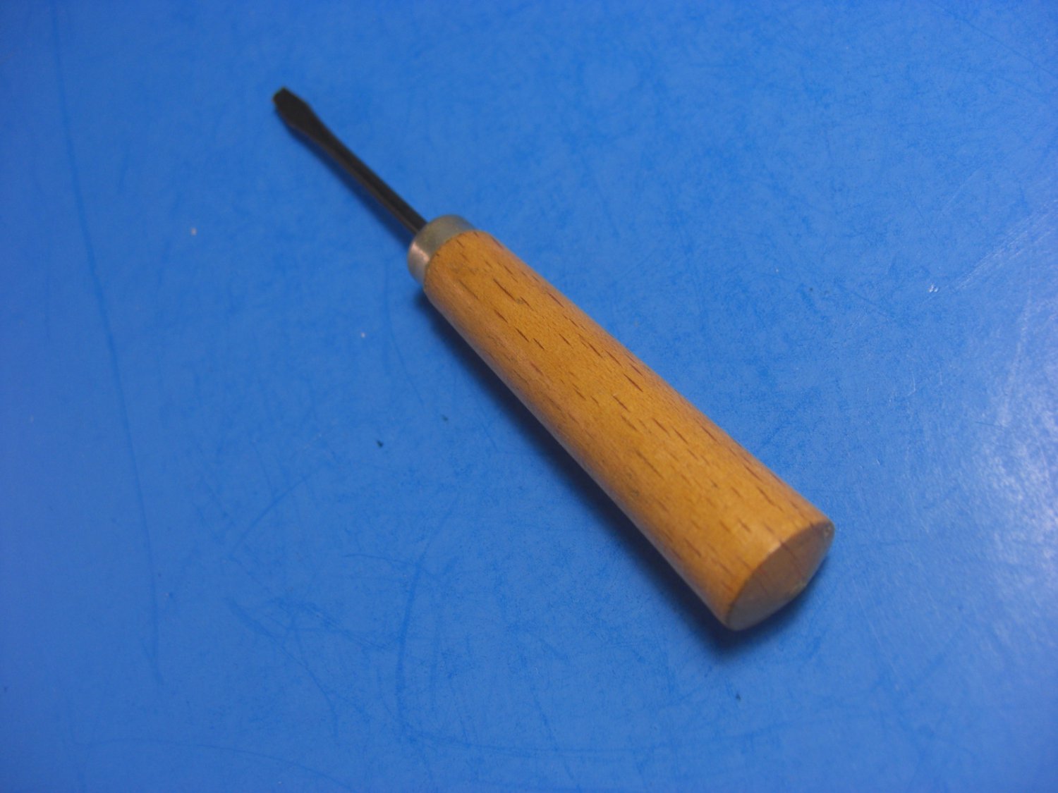 Vintage Wood Handle Sewing Machine Screwdriver