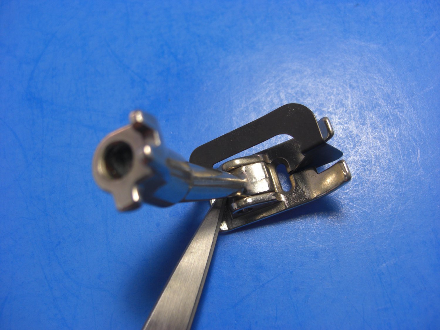 Generic Bernina Sewing Machine Blind Hem 'Old Style' Foot 016