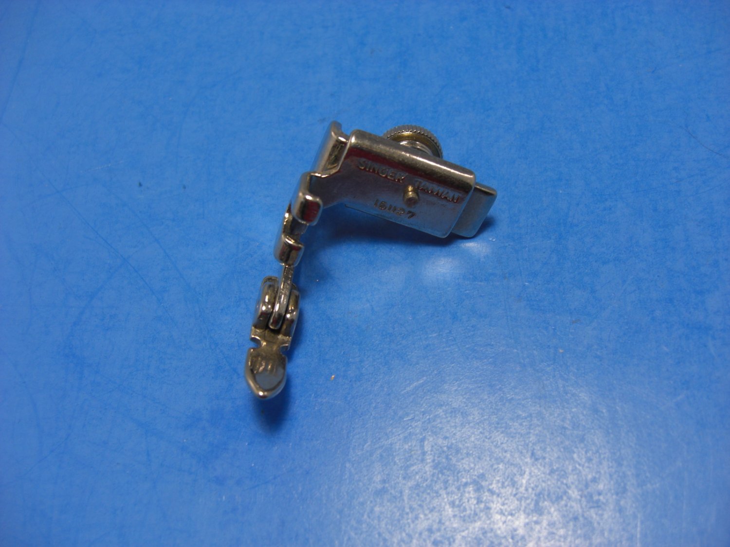 Singer Low Shank Adjustable Zipper Foot Fits Brother, Kenmore, Janome