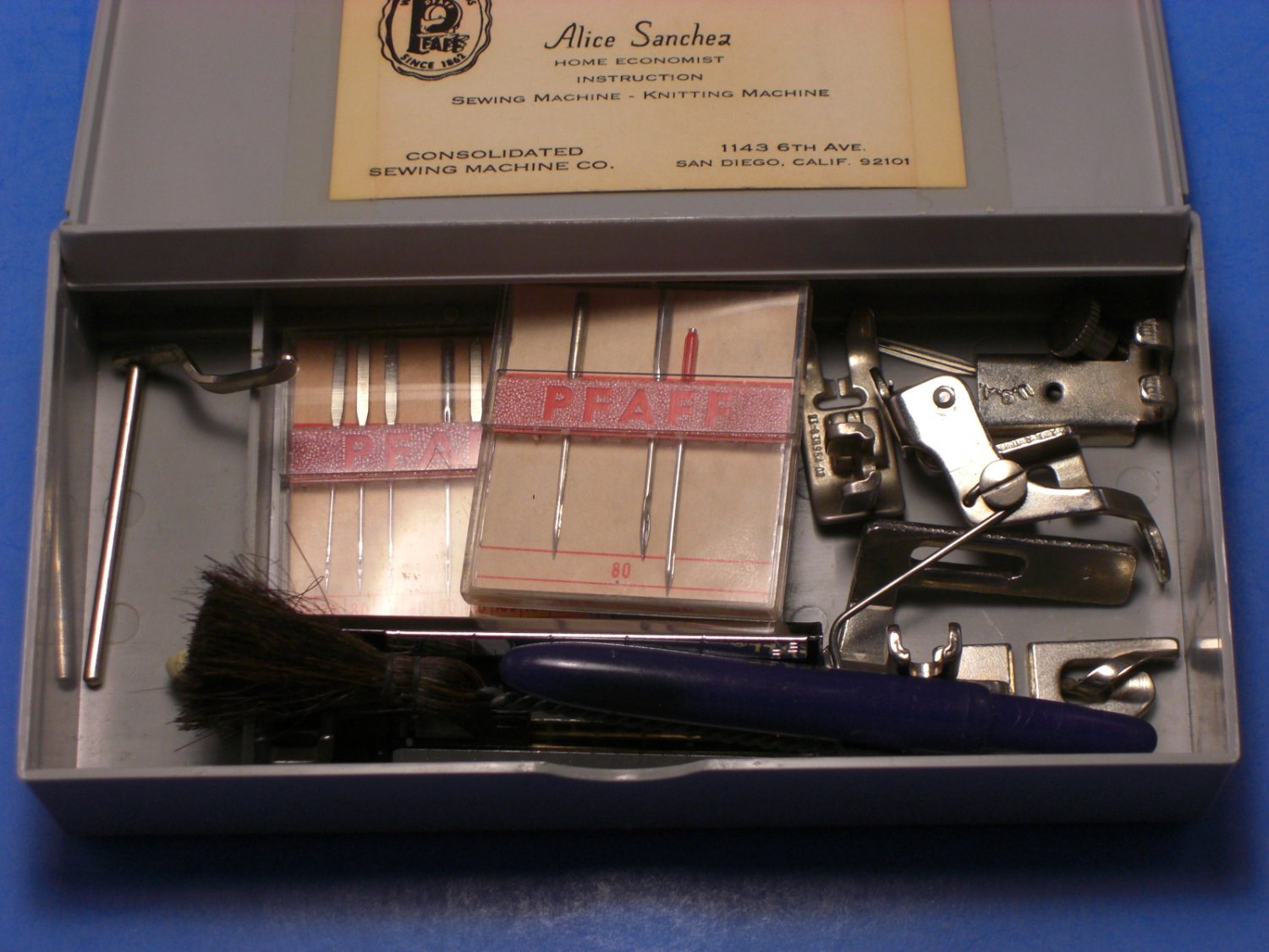 Pfaff 93 Sewing Machine Accessories Case