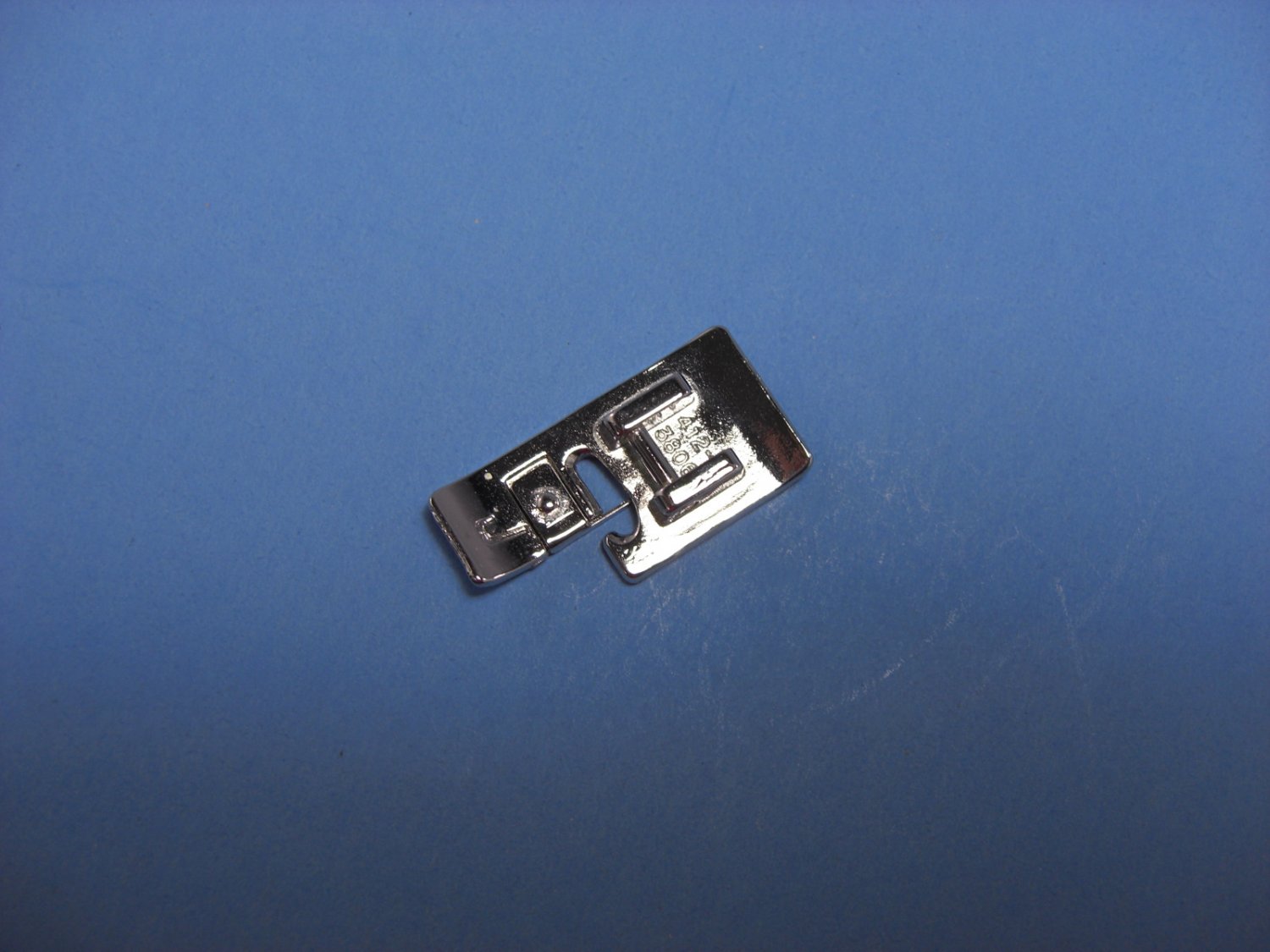 Husqvarna Viking Snap On "J" Foot 4123806