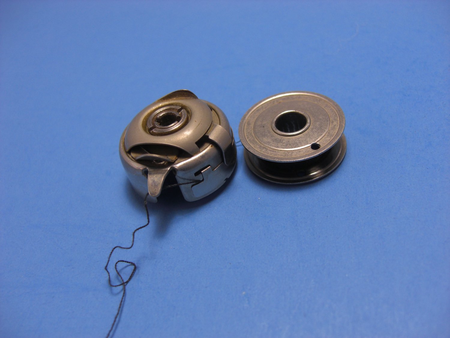 White-Domestic Rotary Bobbin Case #69727