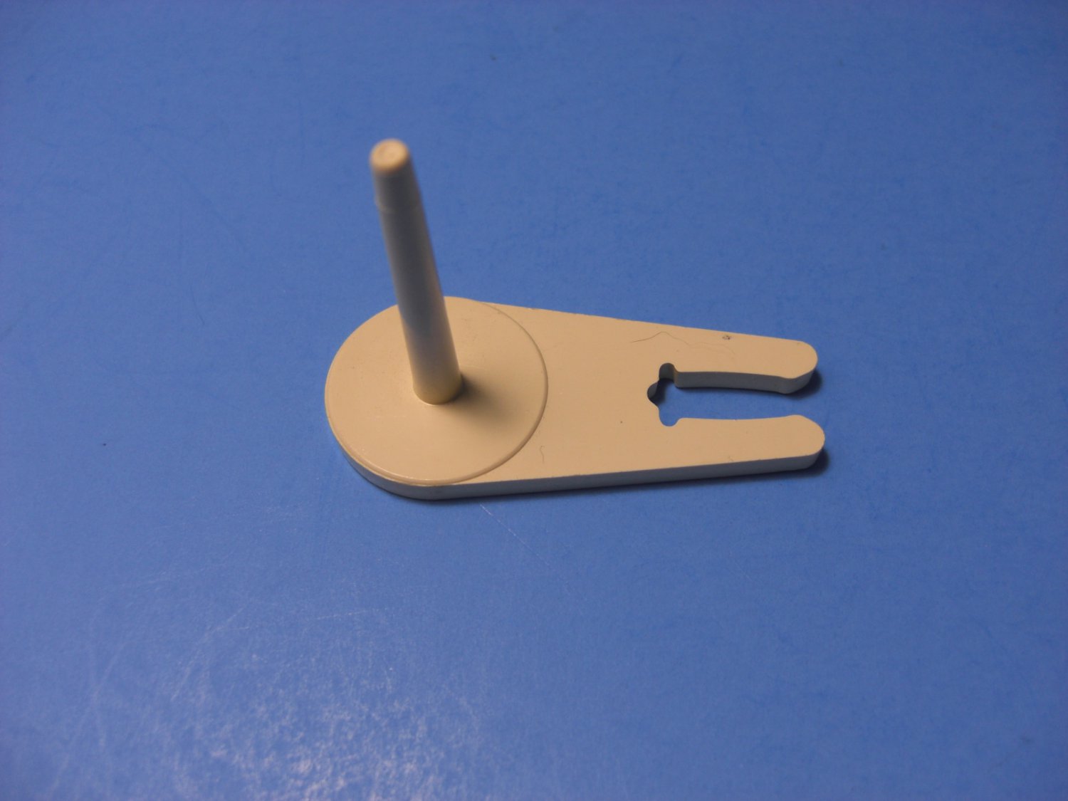 Singer Original Twin Needle Spool Pin For Singer Sewing Machine Model