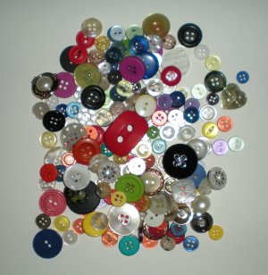 100 + Assorted - BUTTONs