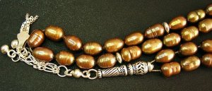 PRAYER BEADS KOMBOLOI SUBHA BRONZE COL. PEARLS STERLING