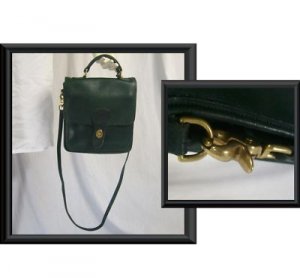VINTAGE COACH DARK GREEN LEATHER CROSS BODY PURSE  5130