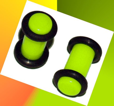 Pair 4G Green Acrylic Saddle Ear Plugs 5mm Gauge With O-Rings