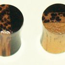 Pair 2G Organic Coco Wood Ebony Wood Saddle Plugs 6mm Gauge Pair 2G Organic Coco Wood Ebony Wood Saddle Plugs 6mm Gauge