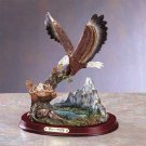 31057 Alabastrite Eagle & Chicks With Base