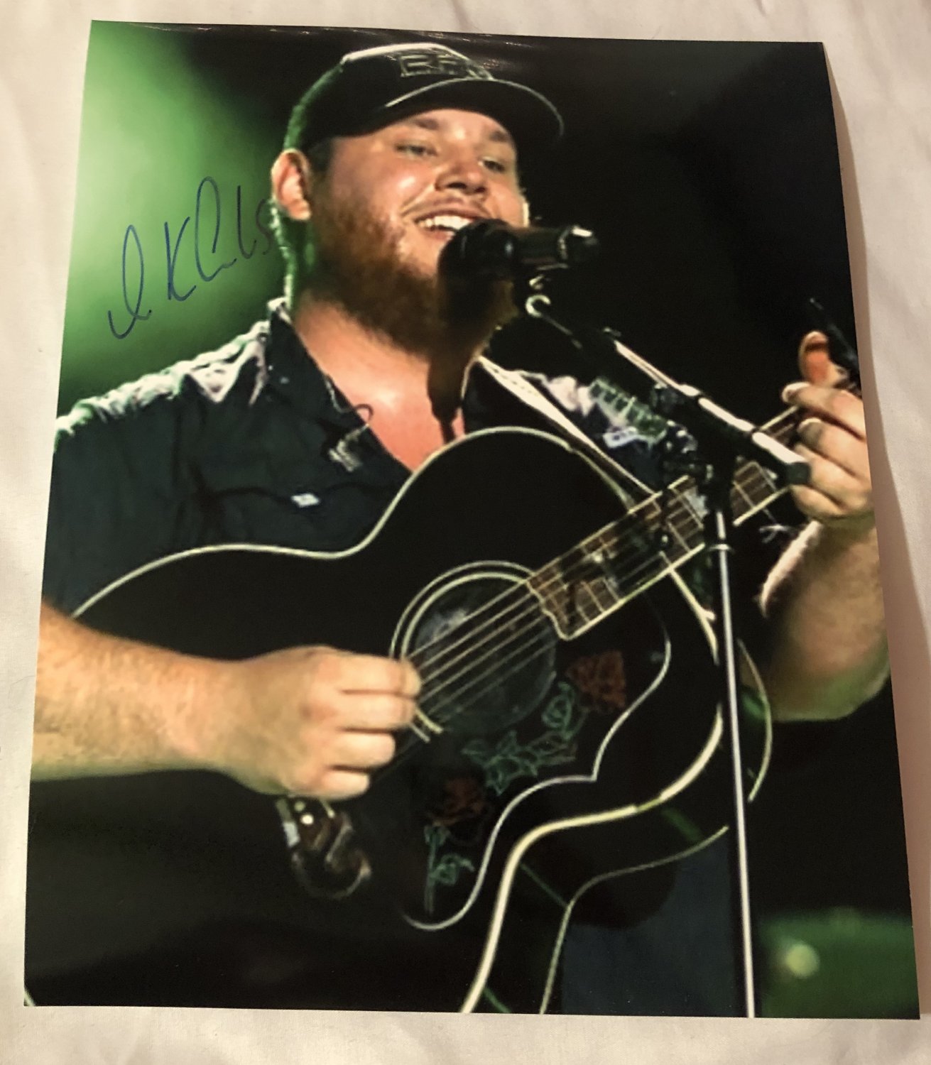 LUKE COMBS autographed SIGNED 8x10 photo