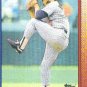 1990 Topps #709 Juan Berenguer- Minnesota Twins (Baseball Cards)