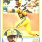 1983 Topps 667 Dick Davis