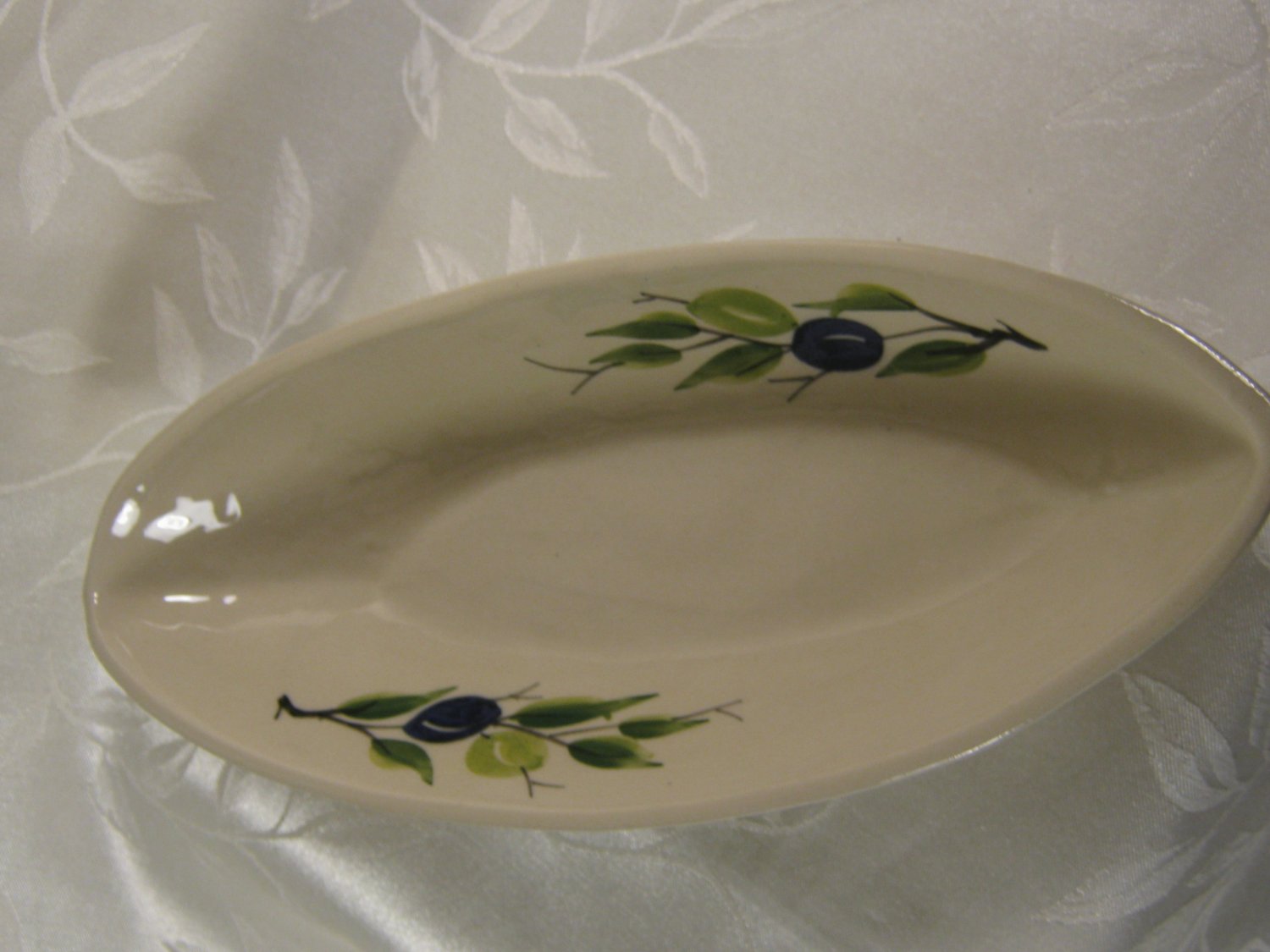 Hutziyunais Pottery Ceramic Olive Dish Boat