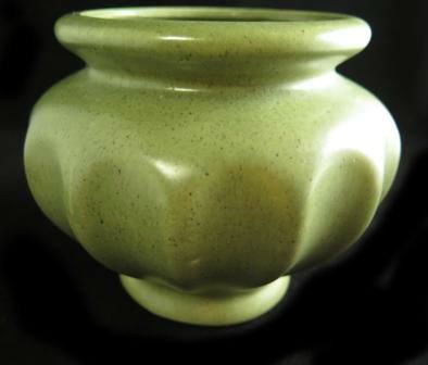 Haeger Pottery Speckled Green Vase Planter