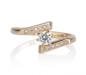 Solitaire Diamond Engagement Ring Round Cut Gold Women