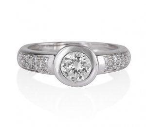 New Real Round Cut Diamond Engagement Ring White Gold