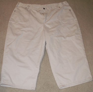Riders Women's Capri Khaki Pants