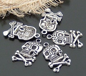 Lot of 500pcs mini &acirc;�&nbsp;Skull&acirc;�&nbsp; doll house miniature toy/jewelry Charm