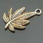 Lot of 50pcs mini Gold Leaf dollhouse miniature toy/jewelry Charm G2