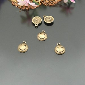 Lot of 1000pcs mini Brass Smile Face dollhouse miniature toy/jewelry Charm B1