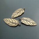 Lot of 300pcs mini Brass Leaf dollhouse miniature toy/jewelry Charm B8