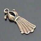 Lot of 500pcs mini Brass Skirt dollhouse miniature toy/jewelry Charm B1