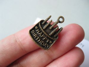 Lot of 300pcs mini Brass Birthday Cake dollhouse miniature toy/jewelry Charm