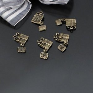 Lot of 300pcs mini Brass Gift dollhouse miniature toy/jewelry Charm B1