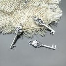 Lot of 500pcs mini silver skull key dollhouse miniature toy/jewelry bracelet alloy Charm CM1007