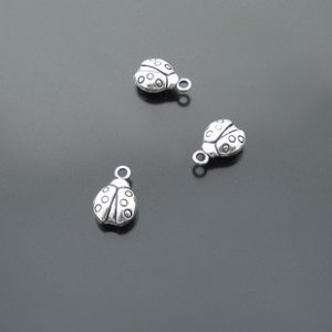 Lot of 200pcs mini Silver Ladybird dollhouse miniature toy/jewelry bracelet metal alloy Charm