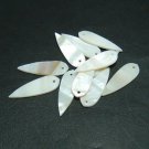 20pcs Shell Bead White Raindrop Fitting 35 x 11mm