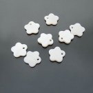 60pcs Shell Bead White Flower Fitting 12 x 12mm