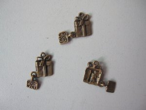 300pcs Gift Box Dollhouse miniature toy/jewelry bracelet metal alloy charm BEAD 15mm x 10mm