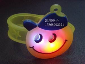 Adjustable Lot of 12pcs smile Luminous bracelet bangle Party Favor LB011
