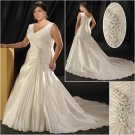 Elegant/Sweetheart  Neckline/Sleeveless/A-Line/Princess/Plus Size/Bridal Wedding Dress/PS044