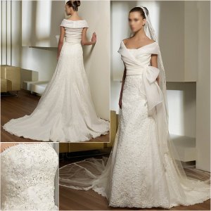 Free Shipping/2011 New arrival/A-line/Strapless/Satin/Chapel train/Wedding Dress/A1048