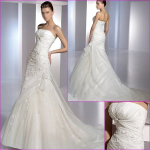 Free Shipping/2011 New arrival/A-line/Straples/Satin&Organza/Chapel train/Wedding Dress/A1088
