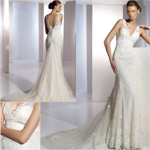 Free Shipping/2011 New arrival/A-line/Sleevless/Satin&Lace/Chapel train/Wedding Dress/A1156
